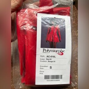 Polymorphe red latex fingerless gloves